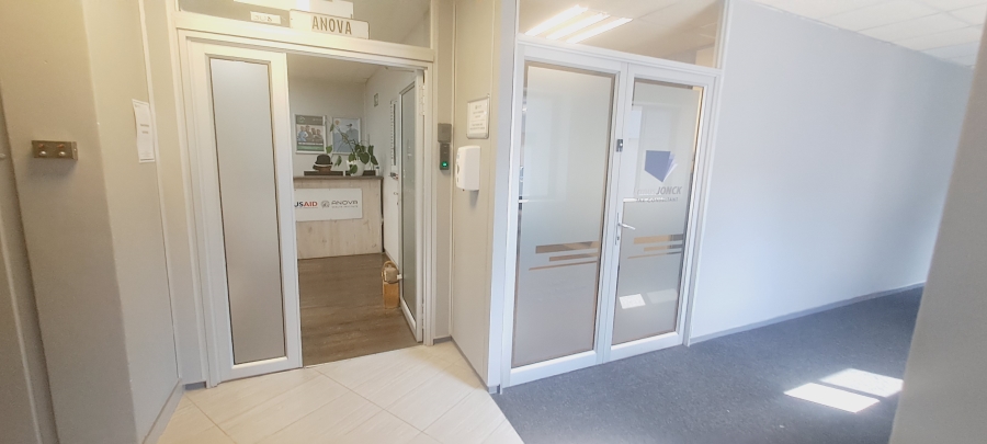 To Let commercial Property for Rent in Tyger Valley Western Cape